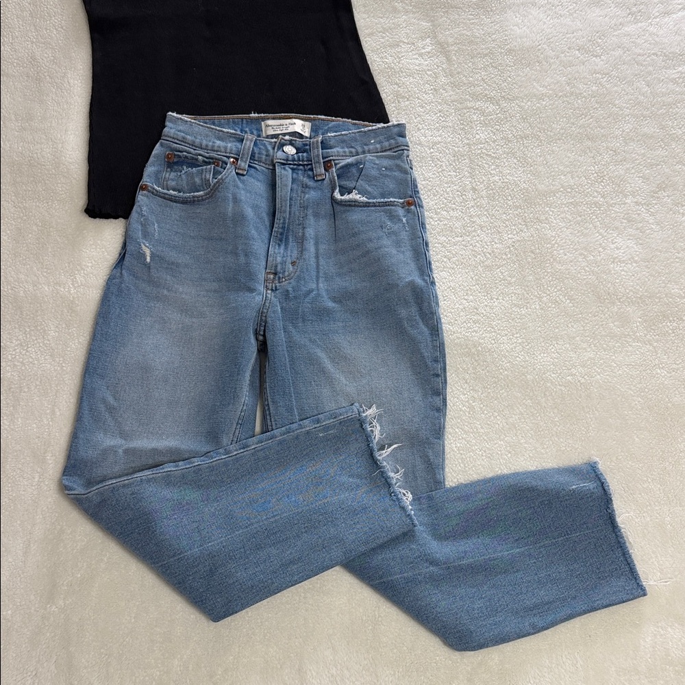 Abercrombie & Fitch Ankle Straight Jeans - Picture 9 of 9